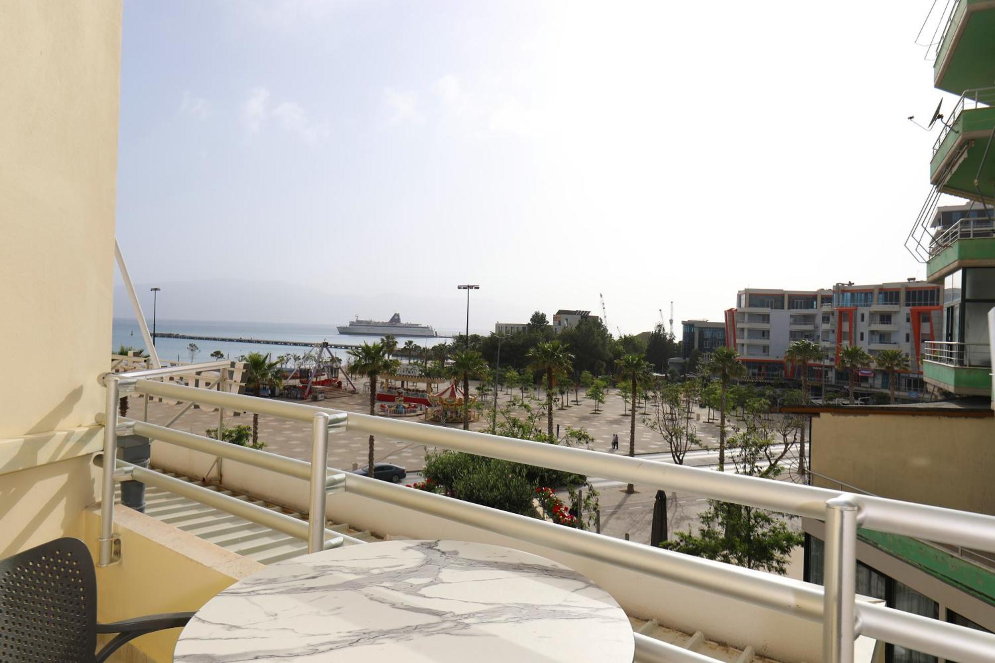 Veranda Boutique Hotel Vlorë Eksteriør billede